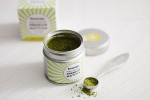 teapigs matcha tin and measuring spoon