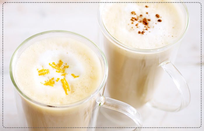 2 latte's side by side