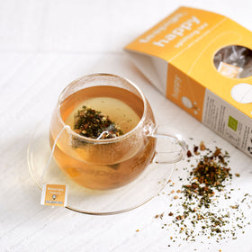 happy with lemon balm-teapigs
